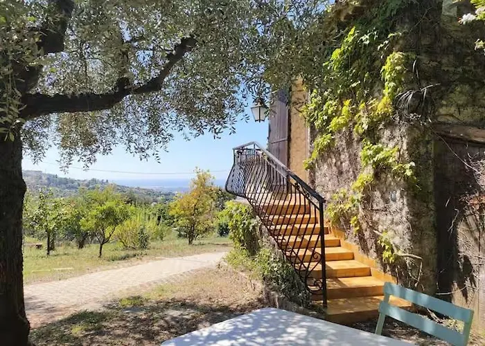 Deux-pieces Avec Piscine Et Vue A * ניס